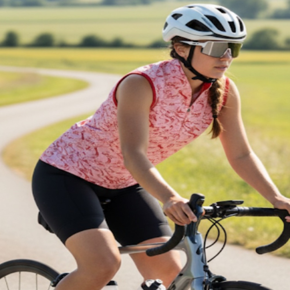 Moving Comfort Women’s Cycling Pink and Red Floral & Ribbon Patterned Top